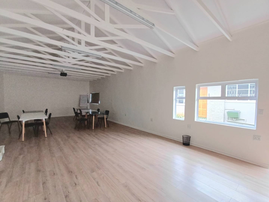 6 Bedroom Property for Sale in Bayswater Free State